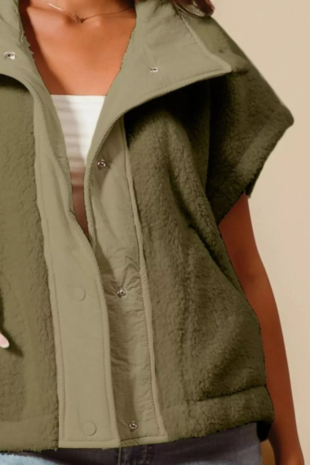 SO ME Over Sized Soft Sherpa Fur Sleeveless Vest Jacket