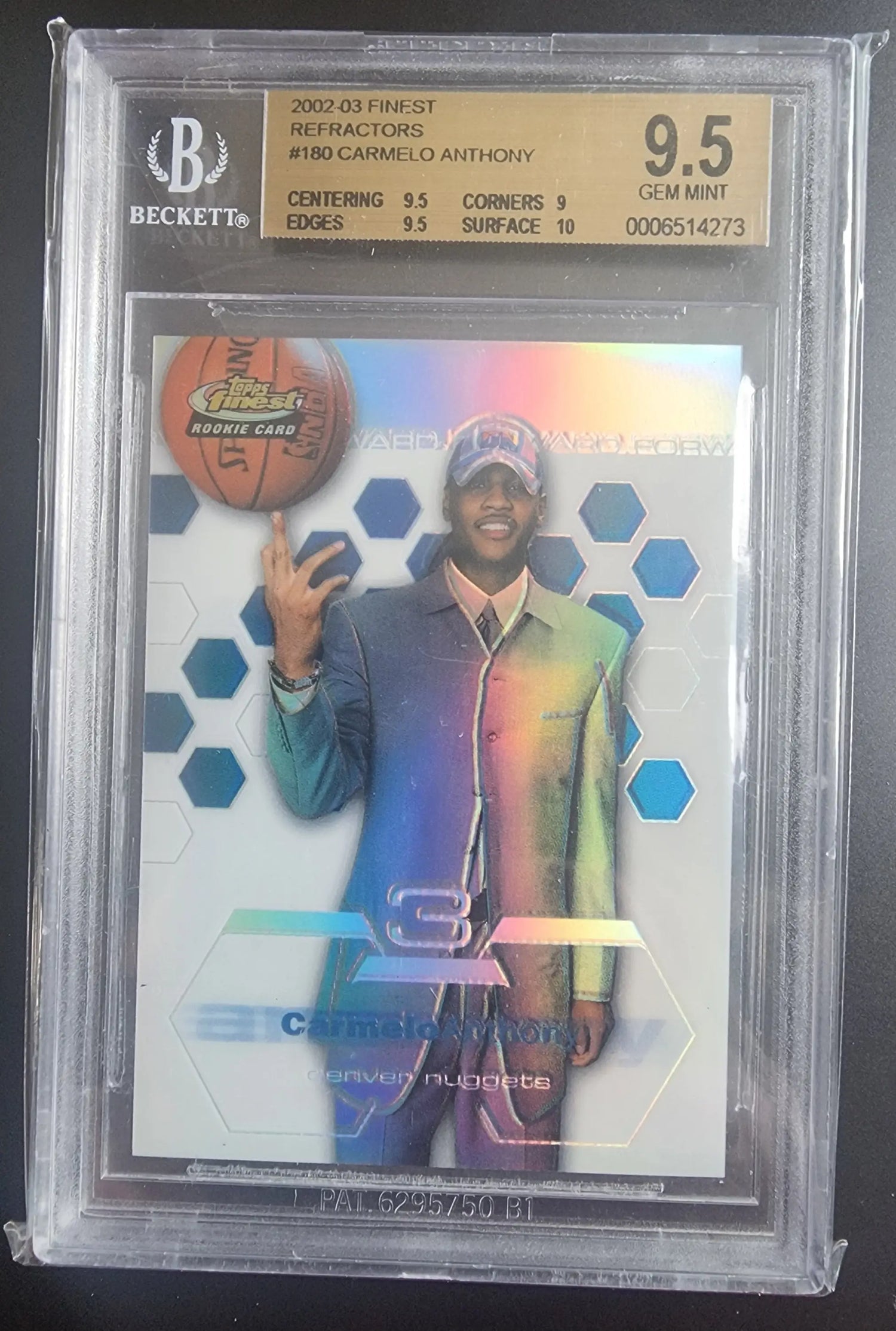 BGS 9.5 Gem Mint Carmelo Anthony 2002 Finest Refractor holographic trading card in case