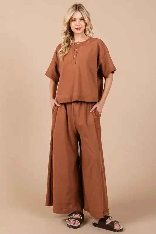 Brown linen wide-leg pants with pockets from Ces Femme half button half top set