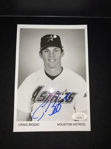 Signed Craig Biggio baseball card from Houston Astros Team Issue 1995