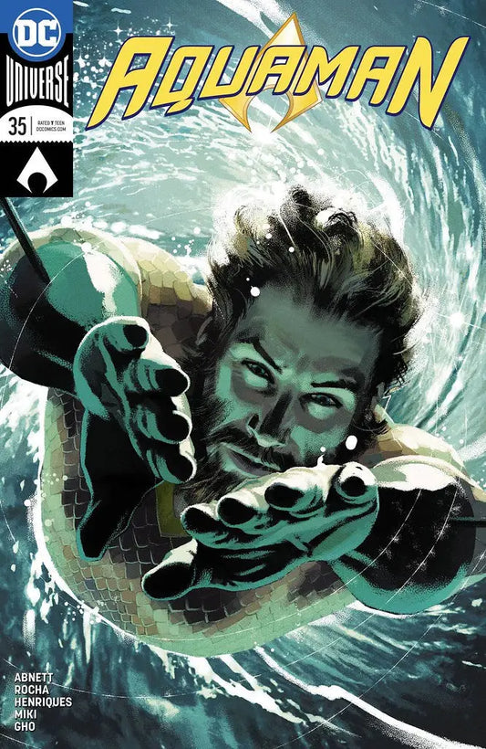 Comic book cover of Aquaman swimming underwater in DC COMICS: AQUAMAN #35 VARIANT