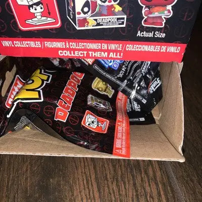 Deadpool Bitty Pop mystery blind bag vinyl figures display box for collectors