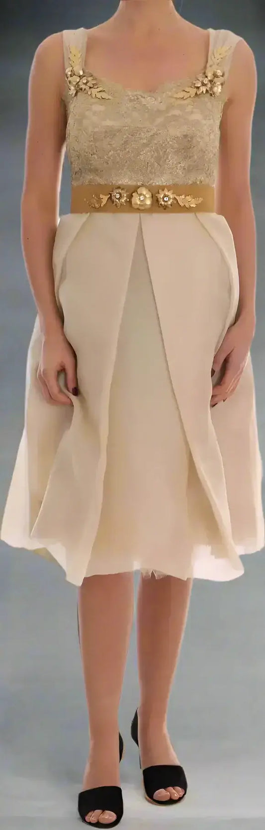 Elegant Dolce & Gabbana gold silk crystal embellished dress with gold belt and pleated skirt