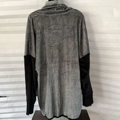 Donna Karan sleepwear gray and black long-sleeved super soft cowl neck top