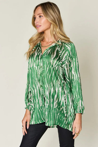 Green tie-dye long sleeve shirt with relaxed fit, size printed button-up design