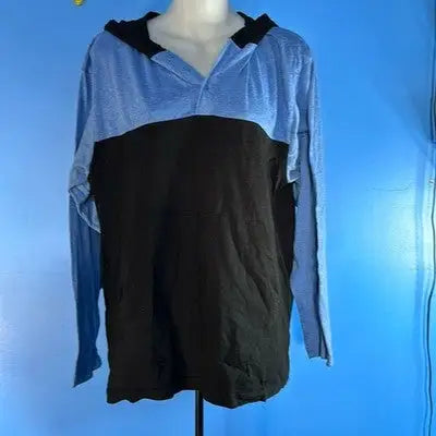 Galaxy by Harvic men’s long sleeve hooded pullover in blue and black