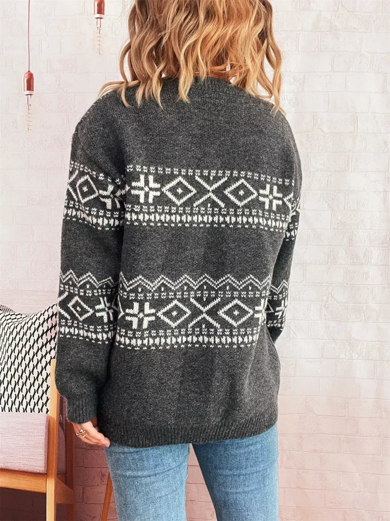 Geometric Dropped Shoulder Long Sleeve Sweater