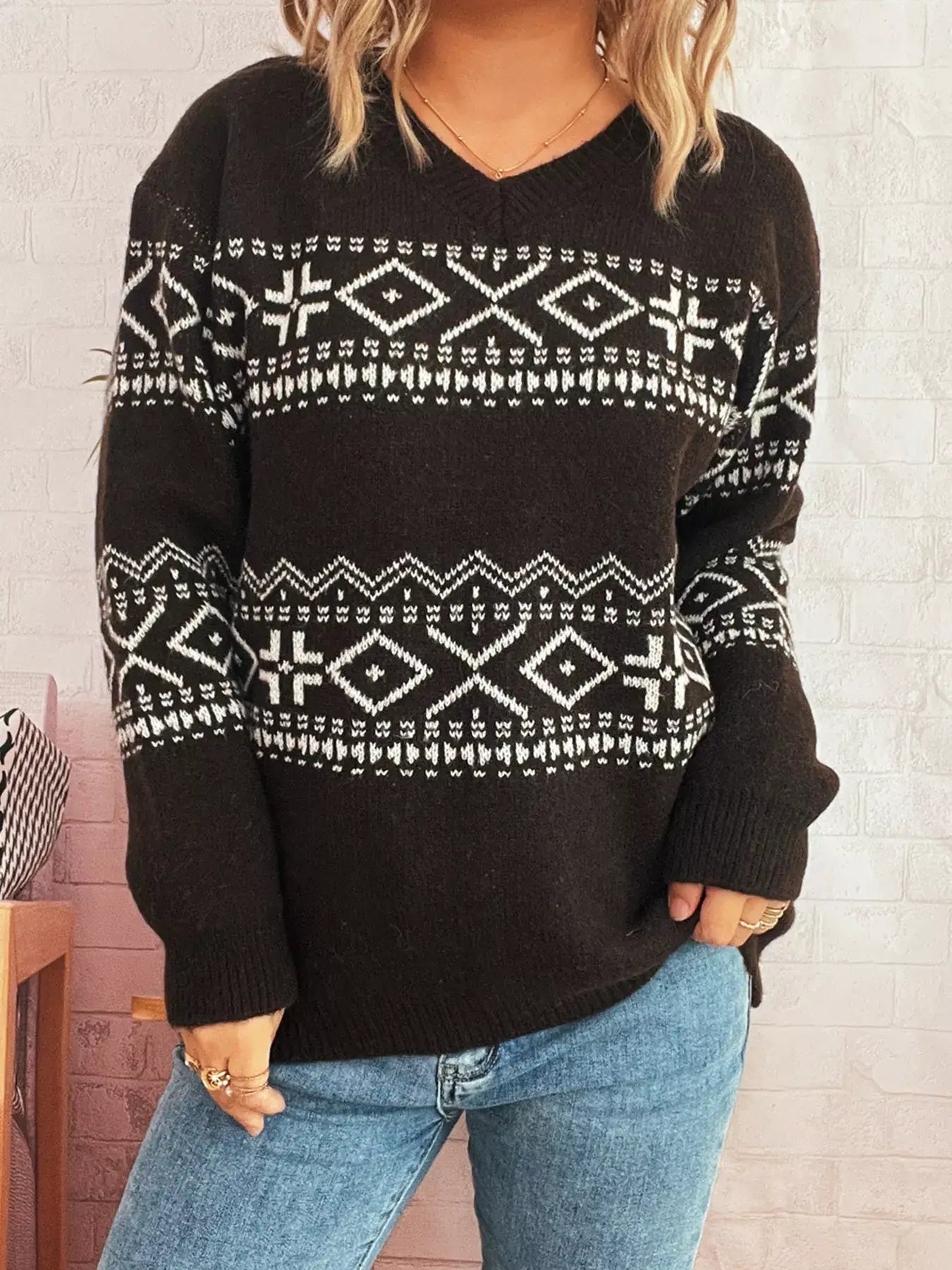 Geometric Dropped Shoulder Long Sleeve Sweater
