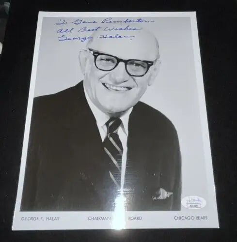 Autographed black and white photo of George Halas, Chicago Bears HOF collectible