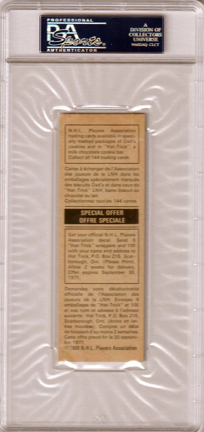 Encapsulated vintage promotional card of Gilbert Perreault from Dad’s Cookies for Columbia Hobby