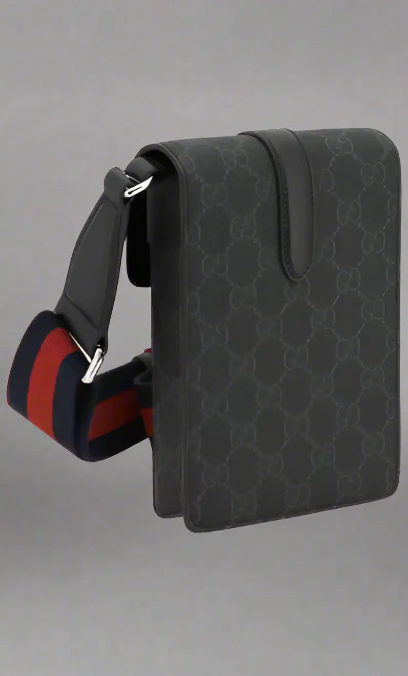 GUCCI men’s embossed logo SHOULDER BAG ITALY - Shoulder Bag