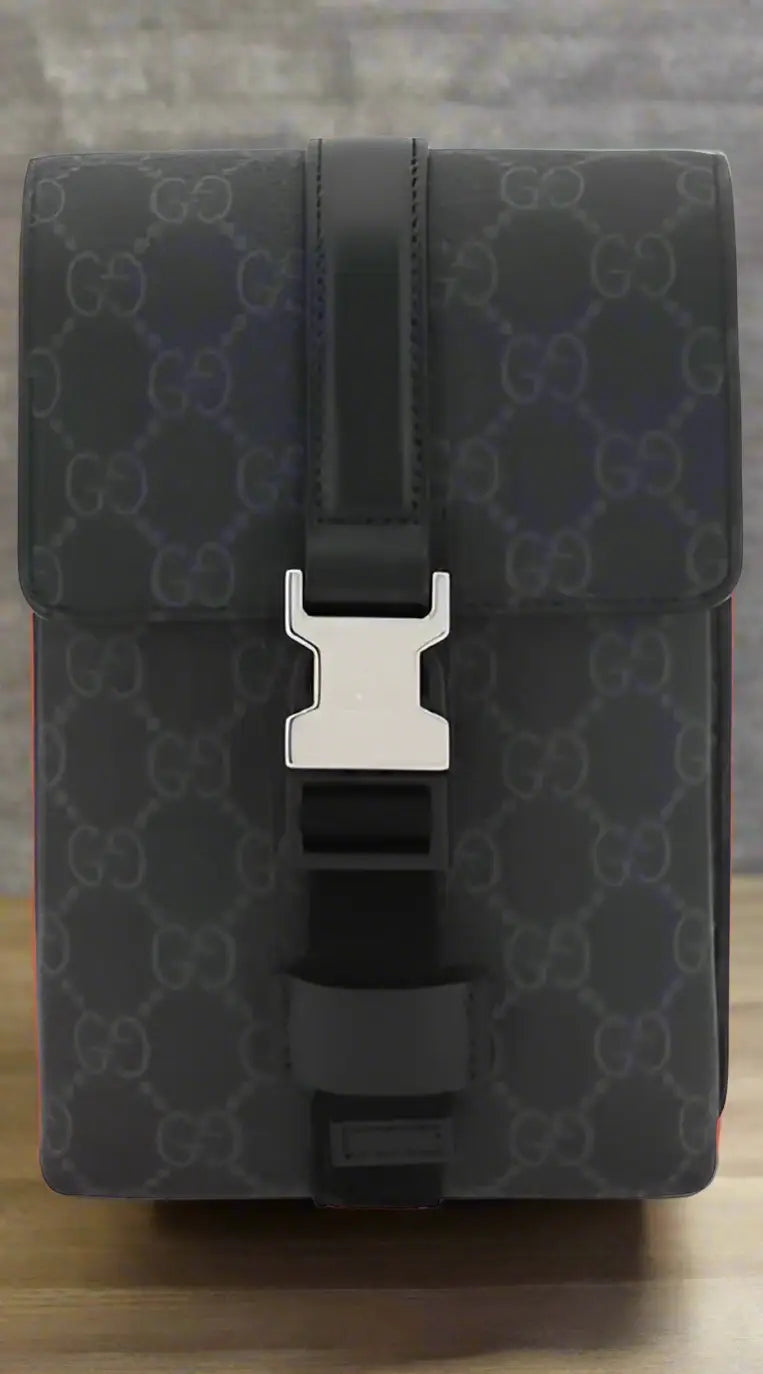 GUCCI men’s embossed logo SHOULDER BAG ITALY - Shoulder Bag