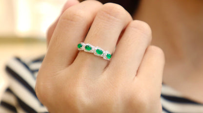 18K White Gold With Plain Emerald Ring