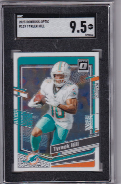 2023 Donruss Optic #119 Tyreek Hill SGC 9.5 - Miami Dolphins
