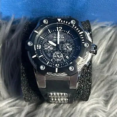 Invicta Bolt 25470 men’s quartz chronograph watch with stainless steel case and water resistance