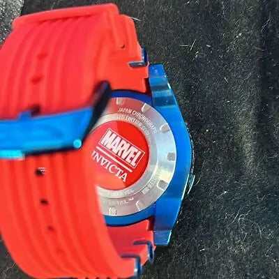 Red and blue Marvel Invicta wristwatch, limited edition stainless steel water resistant watch