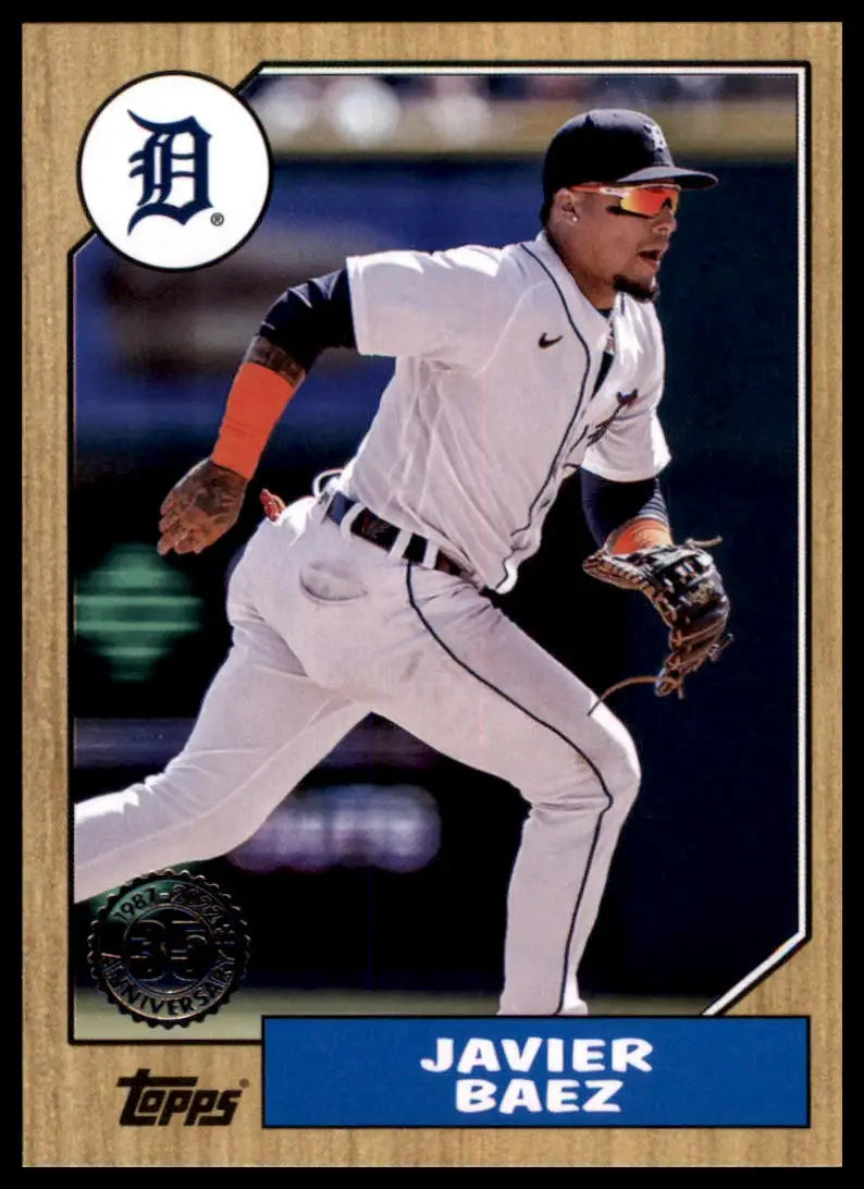 Javier Baez 2022 Topps Update baseball card from Detroit Tigers jersey collection