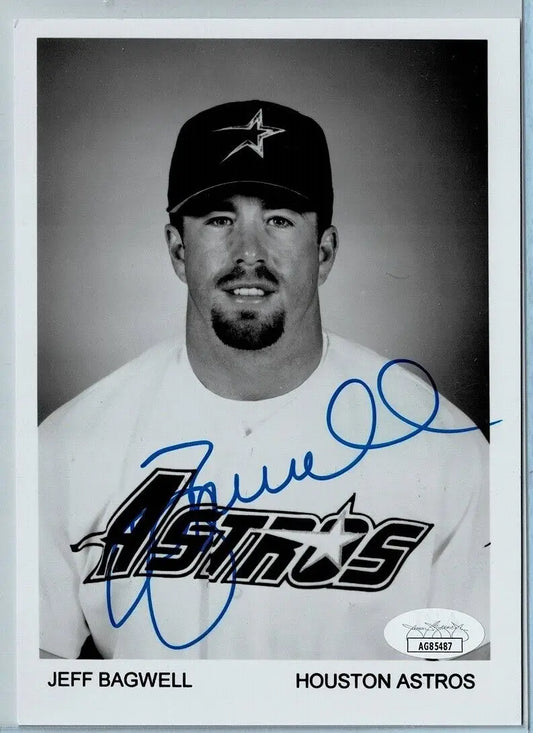 Signed Jeff Bagwell baseball card from Houston Astros Team Issue with JSA authenticity