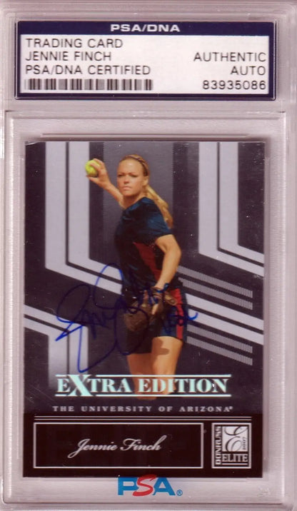 Jennie Finch single autographed trading card in Columbia Hobby JENNIE FINCH 2001 Elite pack