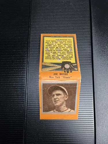 JOE MOORE 1934 New York Giants Diamond Complete Matchbook Baseball Gause Texas
