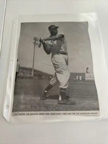 Black and white baseball photo of Johnny Sain signed magazine cover page Boston Braves