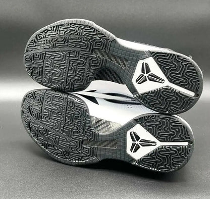 Kobe 5 Protro Panda basketball shoes soles with intricate traction patterns for fast shipping