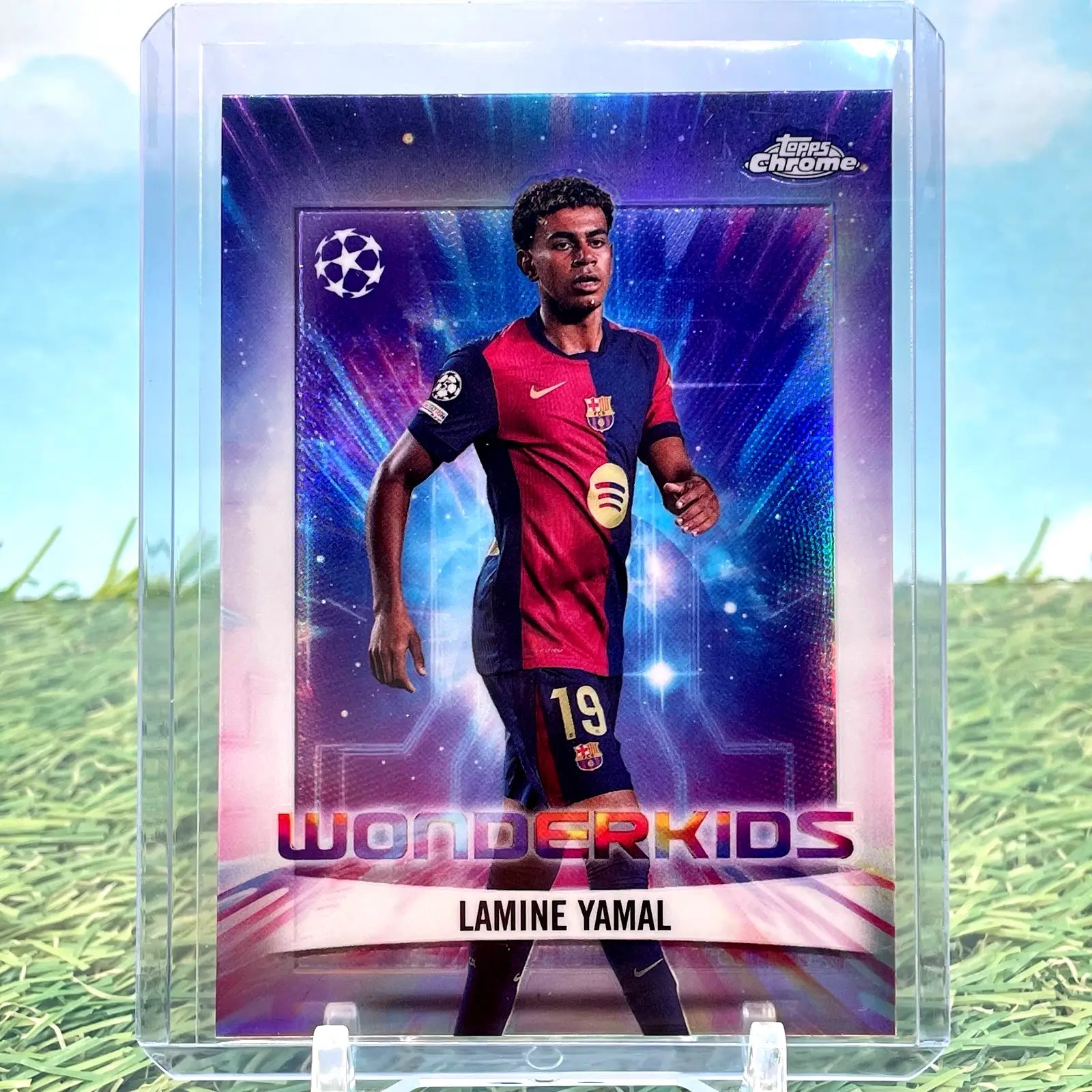 Lamine Yamal Wonderkids trading card from Topps Chrome UEFA Club Competitions series