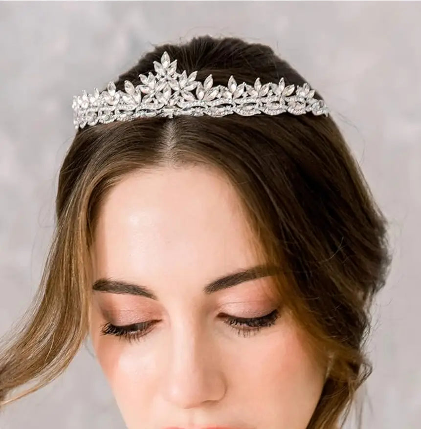 LAST ONE! SweetV Accessories Petite Silver Tiara Women’s Bridal Gatsby Formal Events - tiara