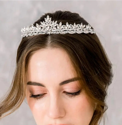LAST ONE! SweetV Accessories Petite Silver Tiara Women’s Bridal Gatsby Formal Events - tiara