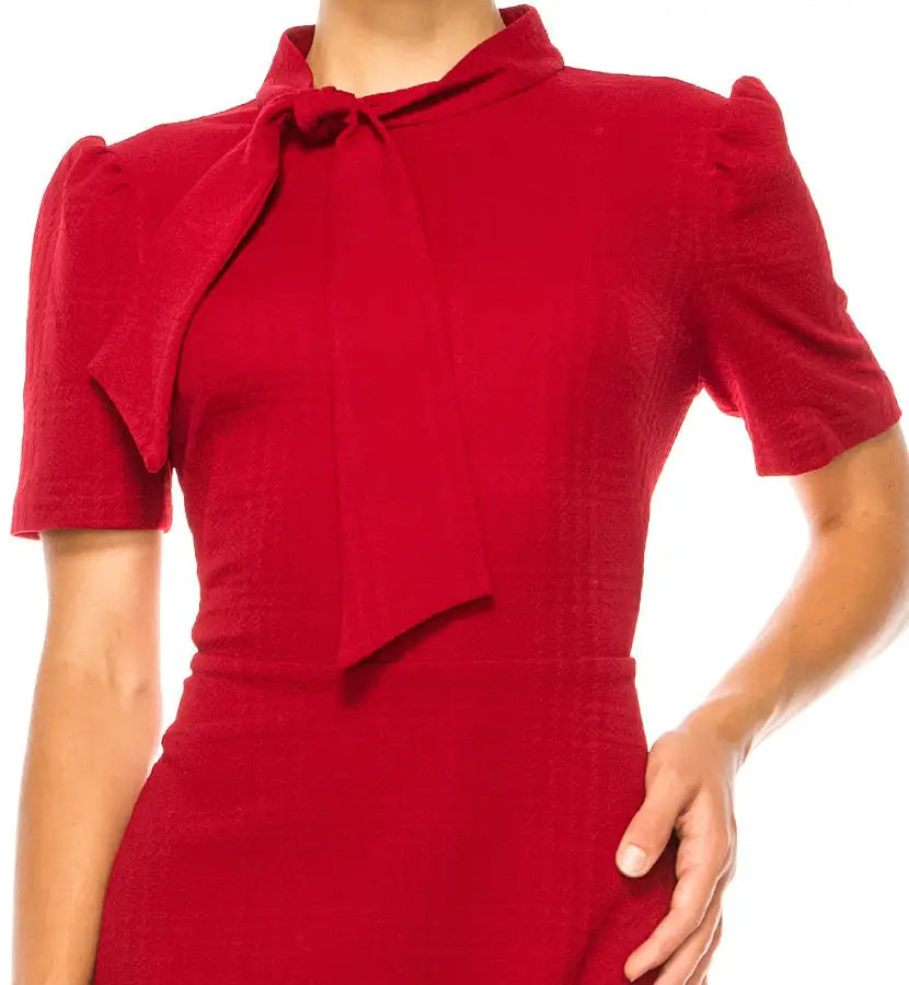 Maggy London red short-sleeved A-Line day dress with bow necktie size 6