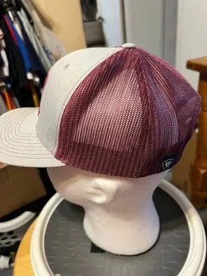Men’s Ariat Richardson One Size Grey Maroon Trucker Hat