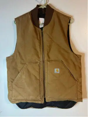 Men’s Carhartt vest in brown with zipper closure and front pockets