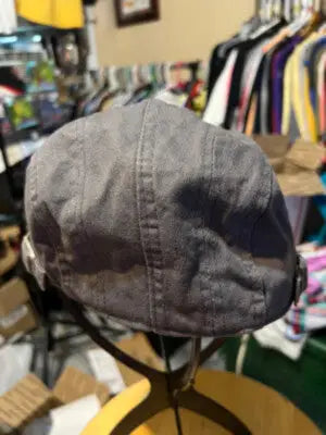 Men’s Gray Stylish Flat Cap with stitched seam, classic flat cap for men