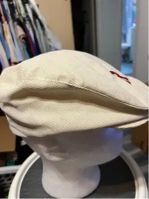 Light beige flat cap with red embroidered logo from Men’s NU-FIT Rutgers R Class of 1958