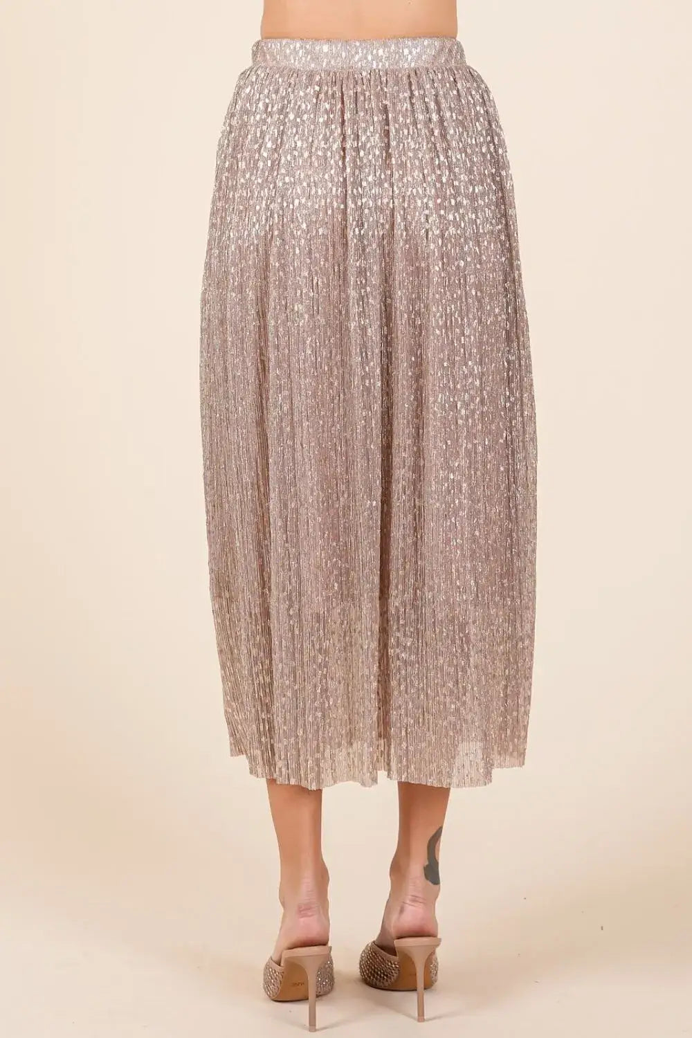 Silver metallic glitter speckle print midi skirt with high waistband and beige heels