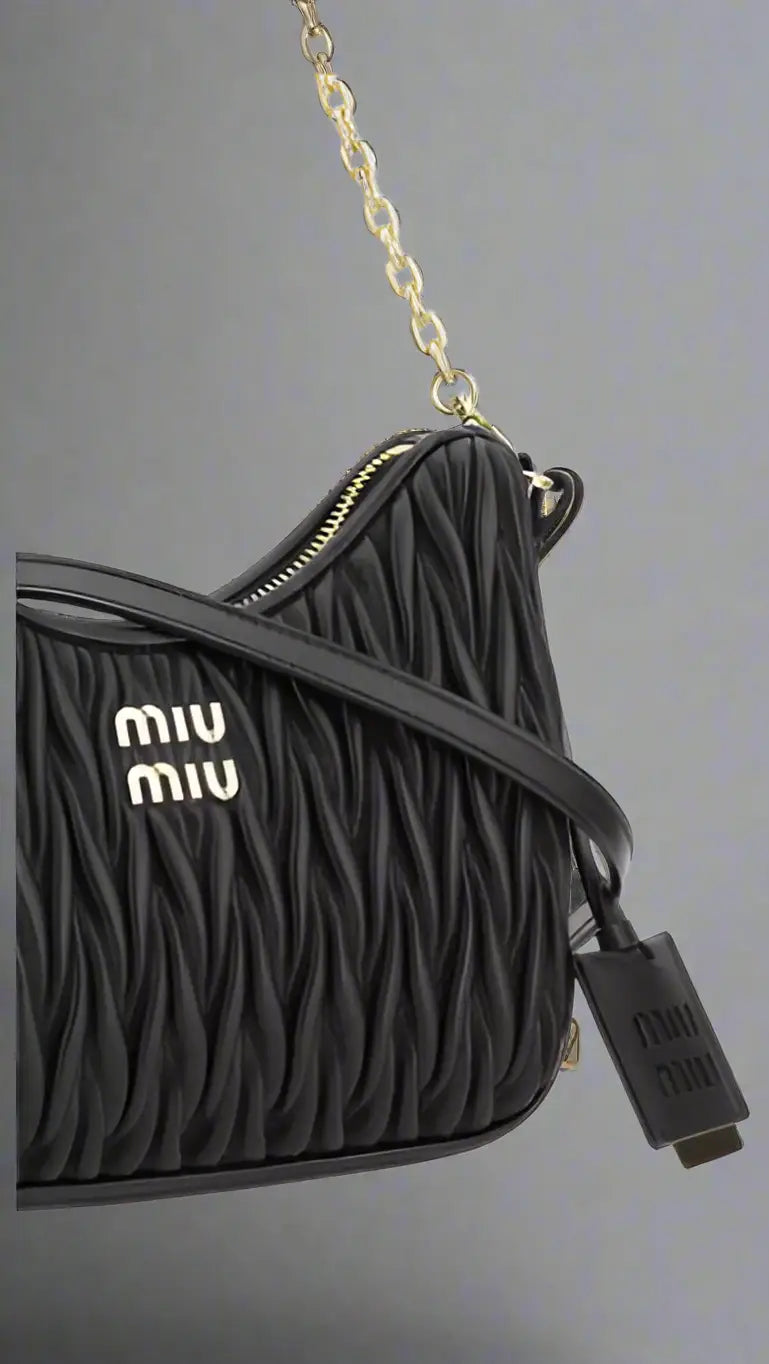 MIU MIU BLACK LEATHER WANDER SHOULDER BAG - Shoulder bag