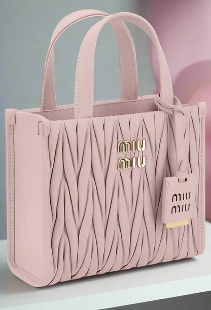 MIU MIU PINK LEATHER MATELASSÉ SHOULDER BAG - Tote