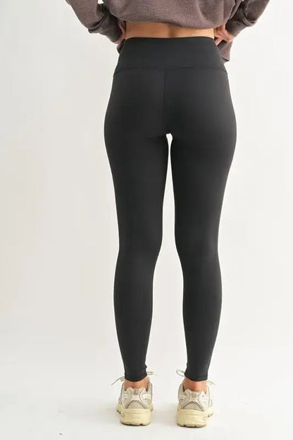 MONO B Essential Solid Leggings