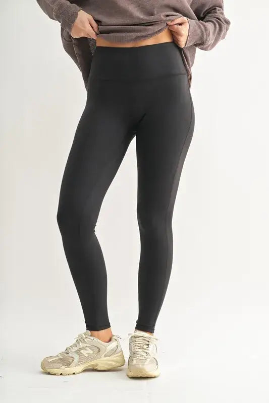 MONO B Essential Solid Leggings - BLACK / S