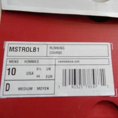 New Balance shoebox label with size and product info for men’s blue athletic running shoes