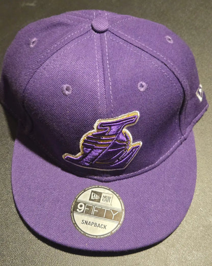 Purple Los Angeles Lakers baseball cap from New Era 9Fifty Snapback Hardwood Classics