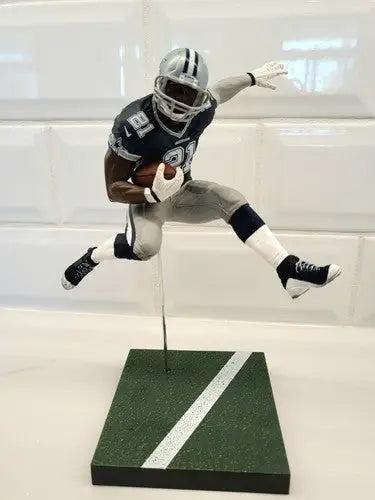 Dallas Cowboys Emmitt Smith loose action figure from NFL Mcfarlane Ezekiel Elliott collection