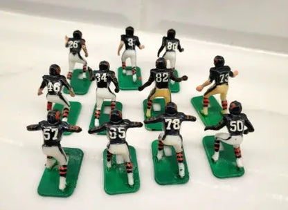 Vintage football player figurines in NFL Vtg Haiti Tudor Chicago Bears Electronic set