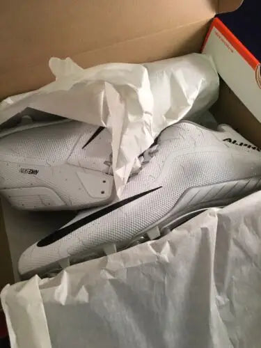 White Nike Alpha Pro 2 3/4 TD Football Cleats Size 16 in Black and White
