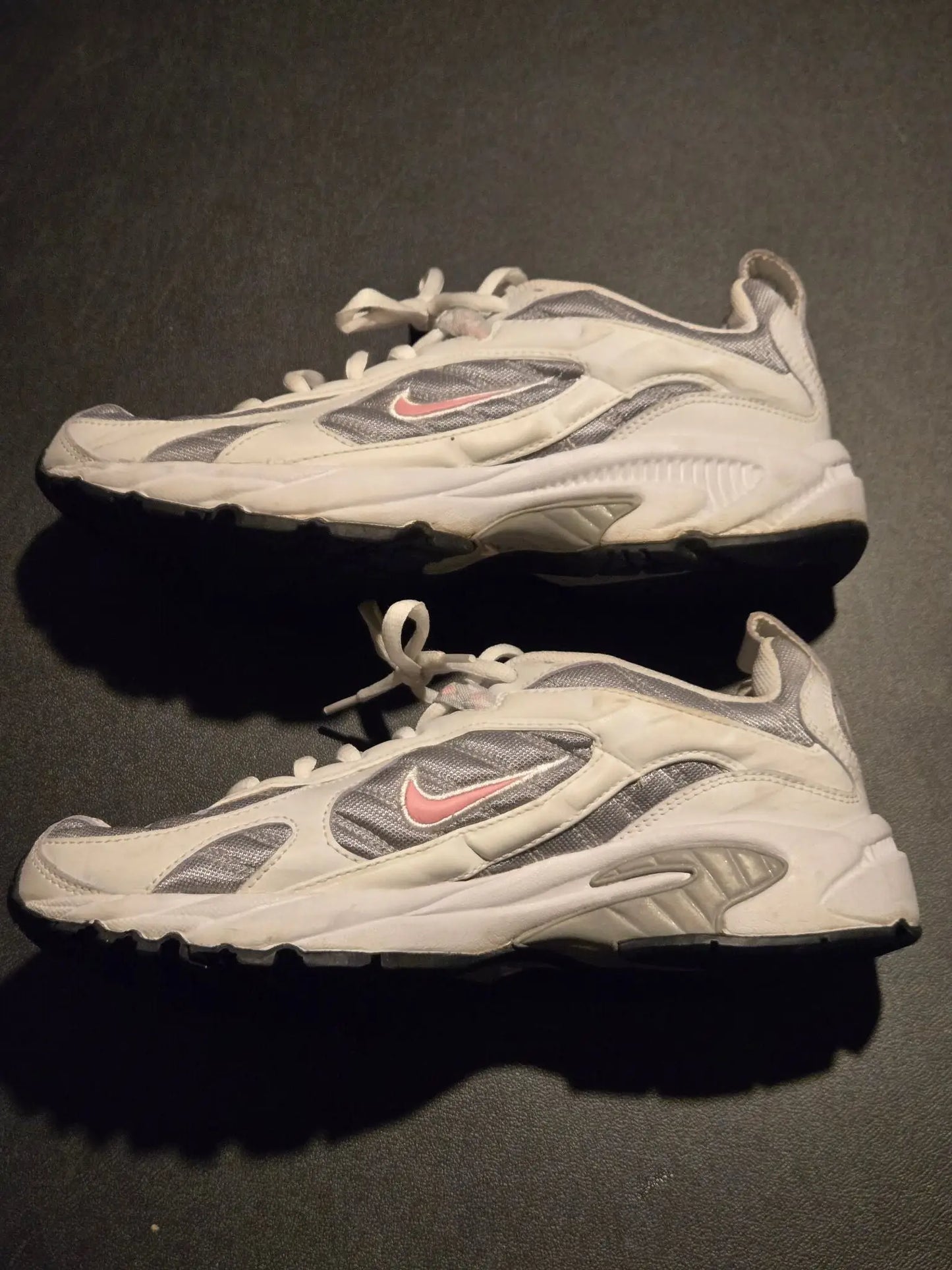 Nike Running Shoes Womens 9.5 White Gray Pink Sneakers 2007 Lightly Worn Comfort - Running Shoes