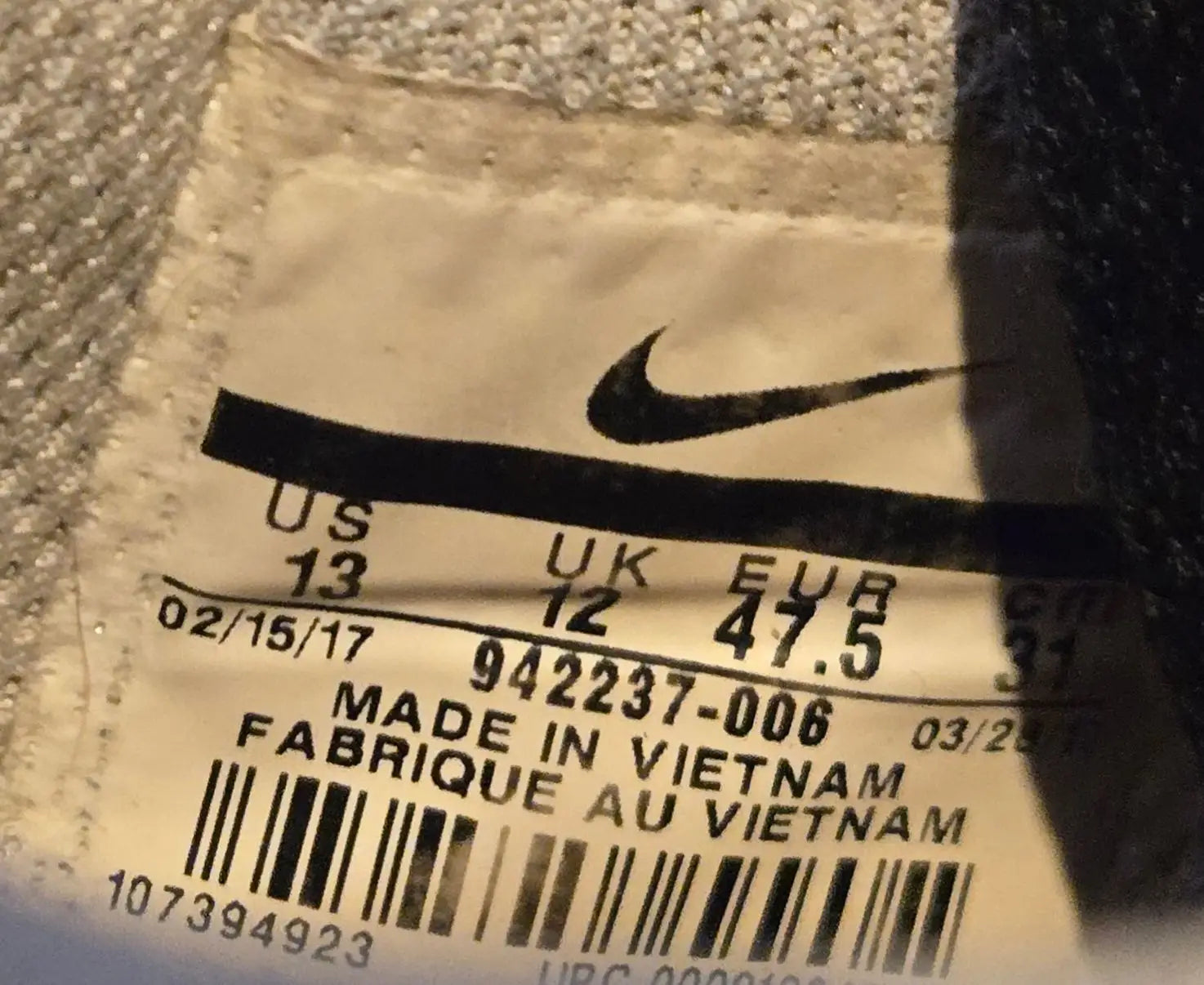 Nike SB Delta shoe label showing size and production info for Delta Force Mens Black Red Low skate shoes
