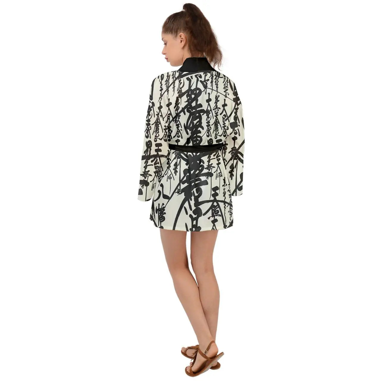 Black and white oriental design long sleeve kimono with black collar and belt for women