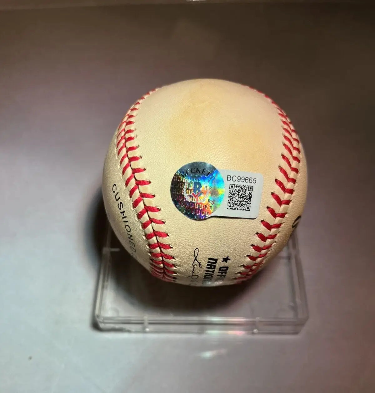 Otto Graham Autographed Baseball with Authentication Sticker for Cleveland Browns Fans