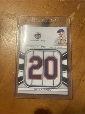 Pete Alonso 2022 Topps Series One commemorative jersey number medallion baseball card
