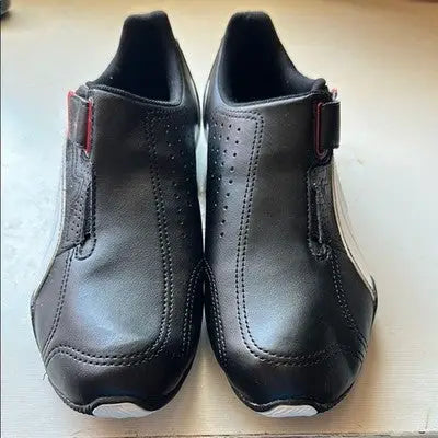 Puma Rendon Move men’s shoes with synthetic leather upper, red accents, and rubber outsole